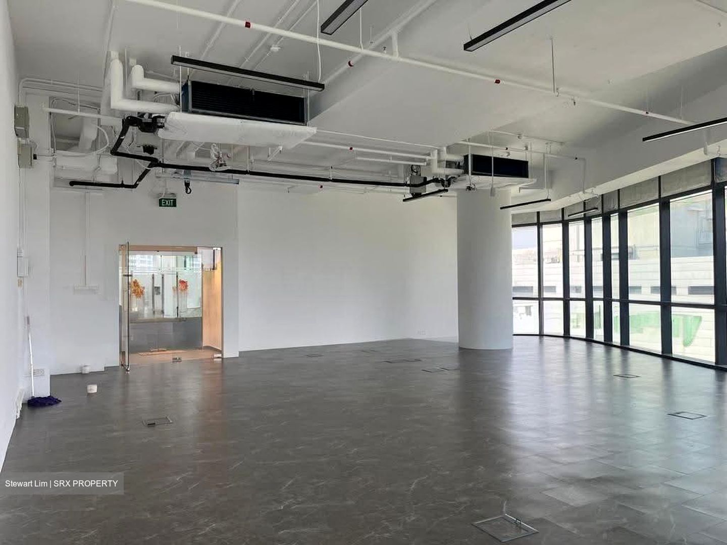 Woods Square (D25), Office #611010721